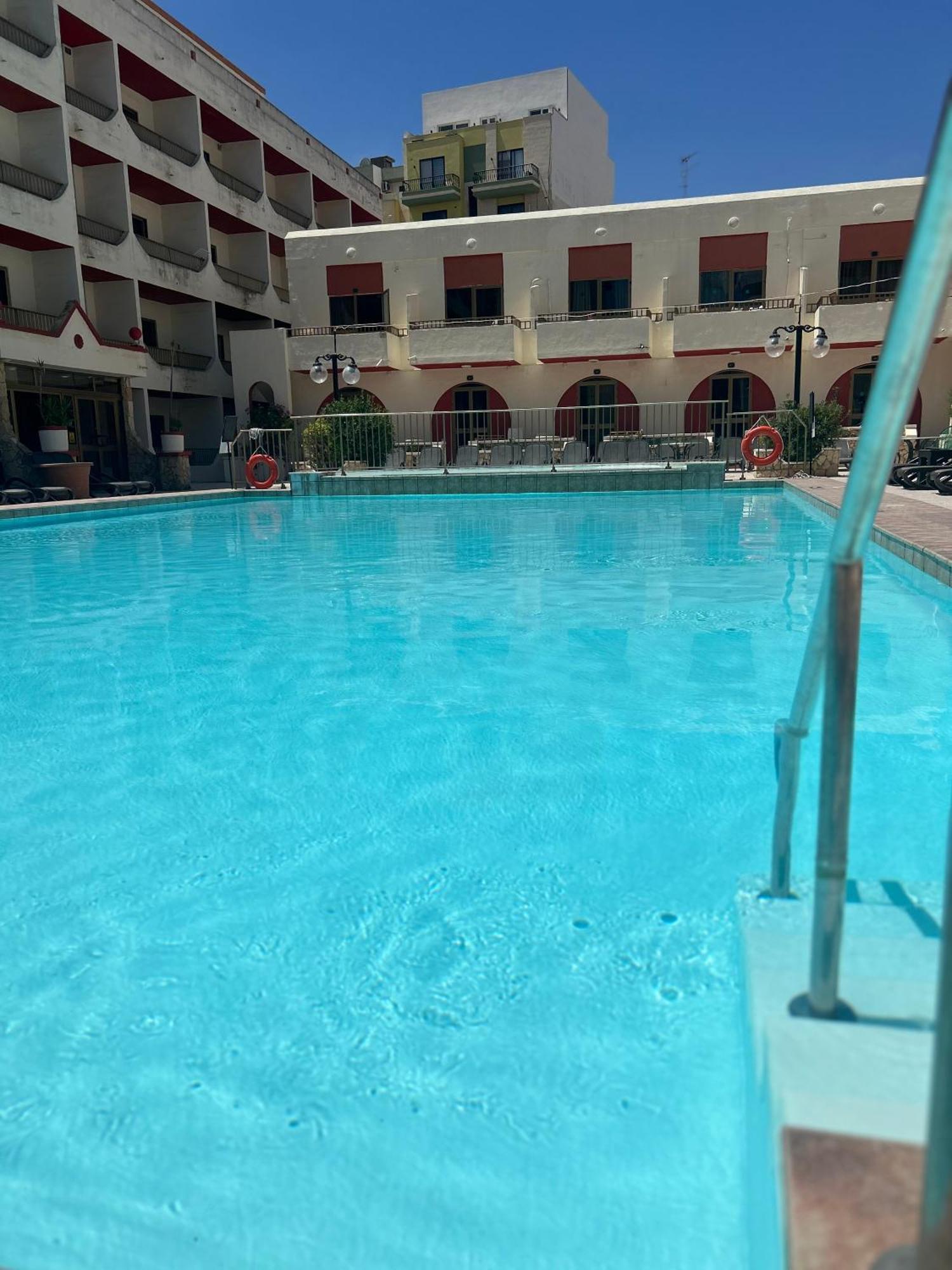 The San Anton Hotel St. Paul's Bay Exteriör bild